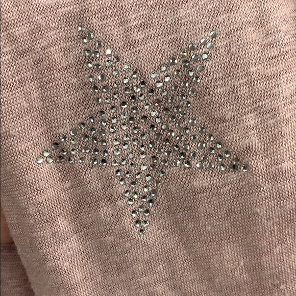 LS top with stars, v neck slub linen Revolve - Picture 7 of 7